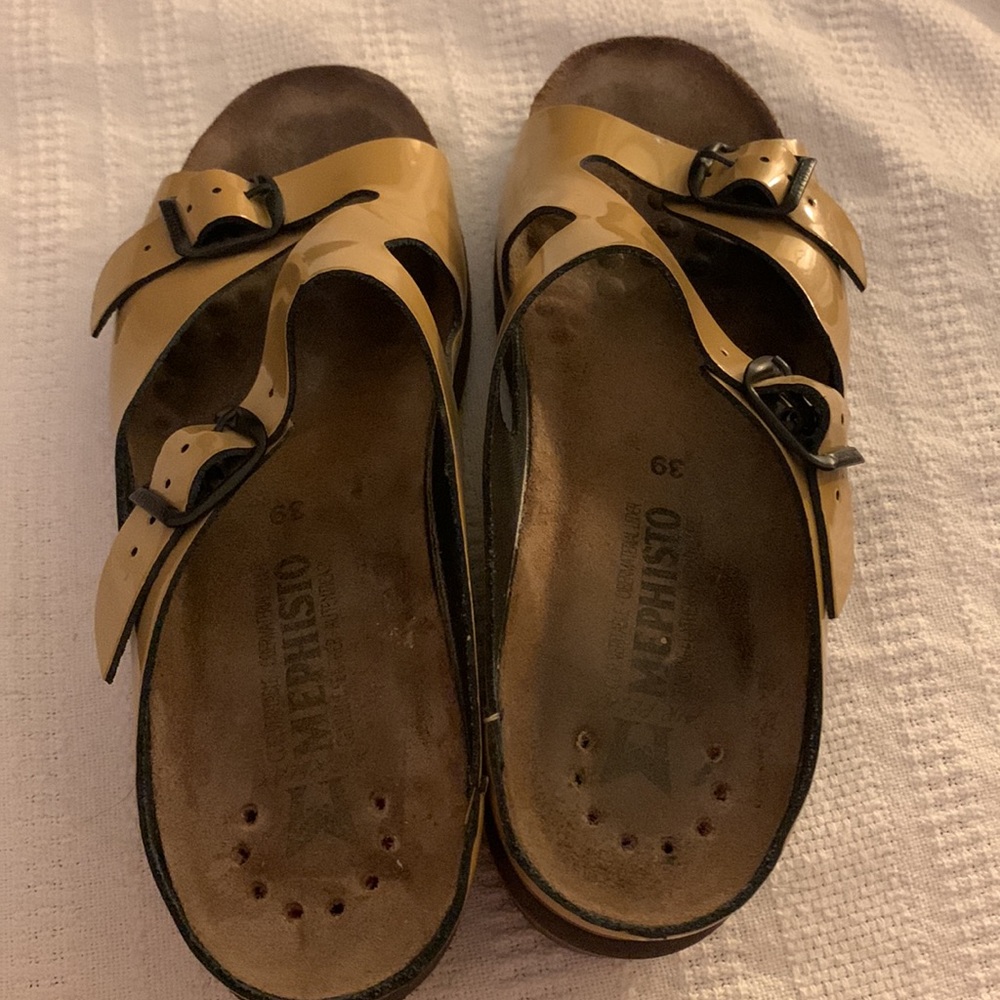 Mephisto patent leather corkbed sandals - Picture 3 of 8
